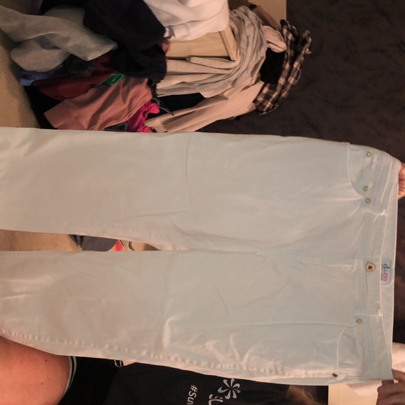 Capris - Picture 2 of 3